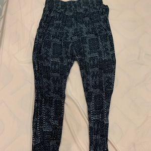 Abstract stretchy pants